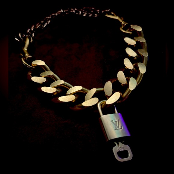 LOUIS VUITTON 🔓 #225 Lock Vintage with chunky unbranded chain - adjustable - Picture 5 of 8